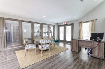 450 Waldan Circle 1-2 Beds Apartment for Rent - Photo Gallery 5