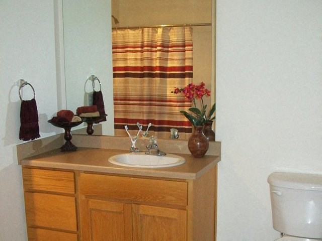 Bathroom Parkside at Mirabeau Apts For Rent | Spokane, WA 99216