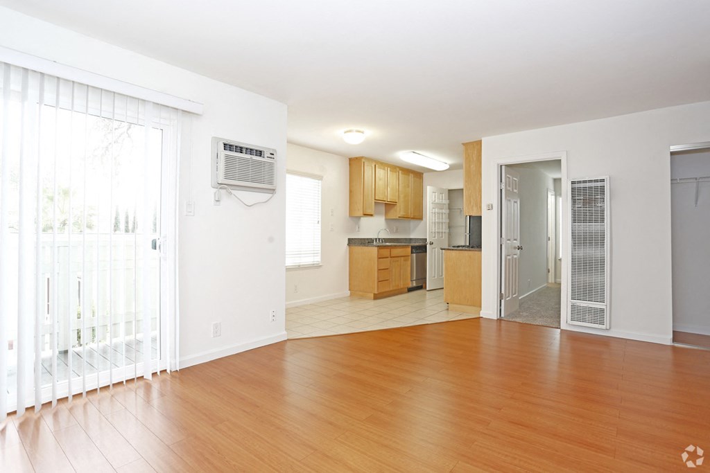 Living and kitchen area at PARKSIDE BRENTWOOD, California, 94513