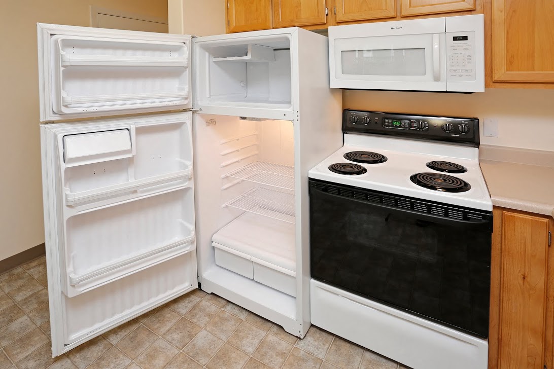 Kitchen appliances l Redwood Commons Apartments McMinnville, OR