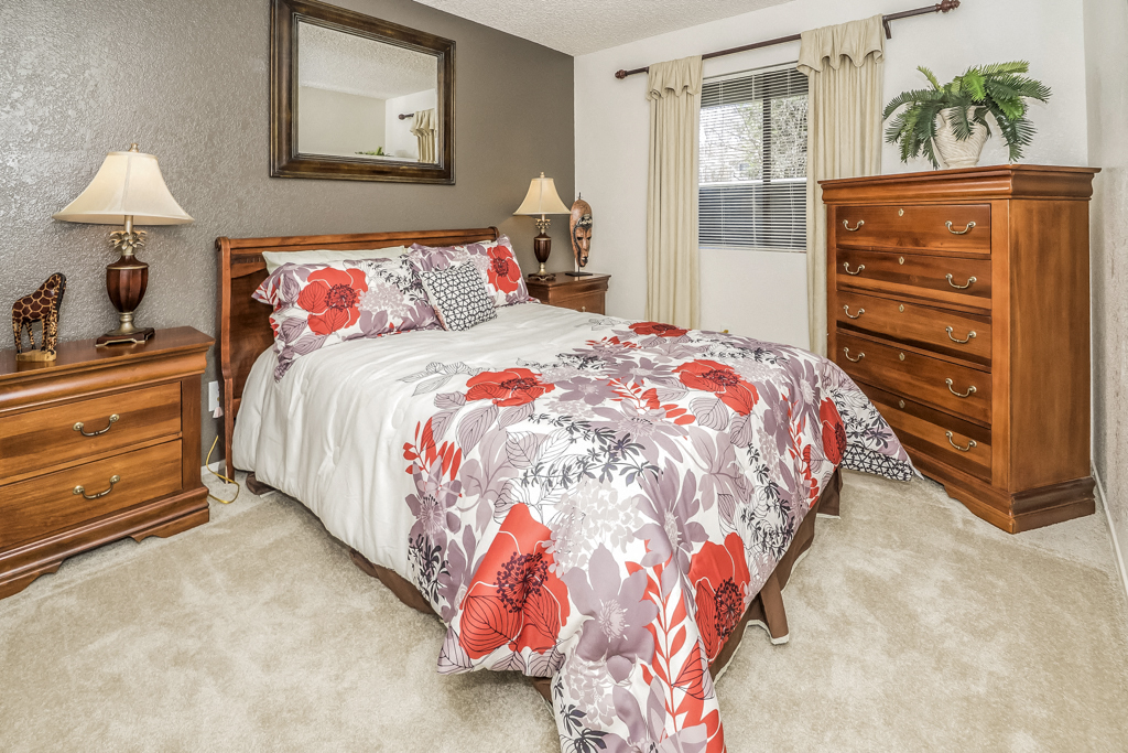 River Terrace Apartments | Bedroom