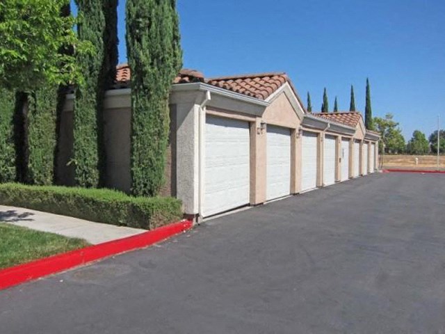 Row of Garages Apt rentals in Elk Grove l Siena Villas