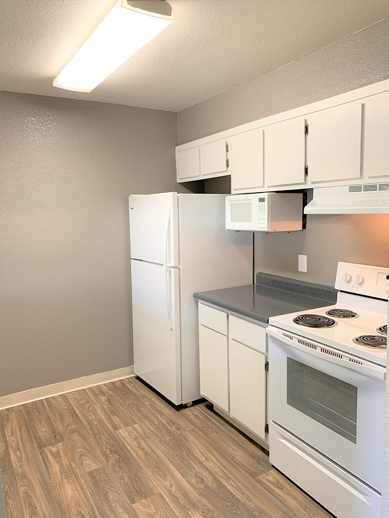 Beautiful Kitchens at Somerset Apartments in Antioch, CA 94509