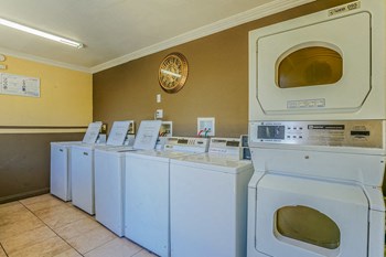 laundry room  - Photo Gallery 28
