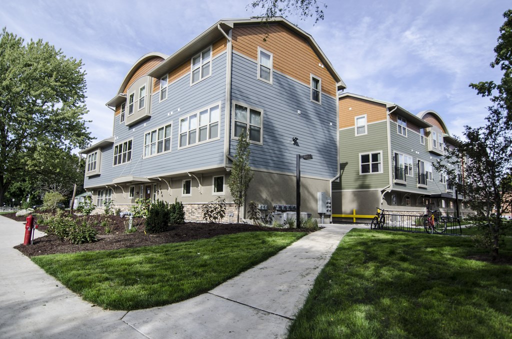 Townhomes in East Lansing near Michigan State University | Beech Townhomes