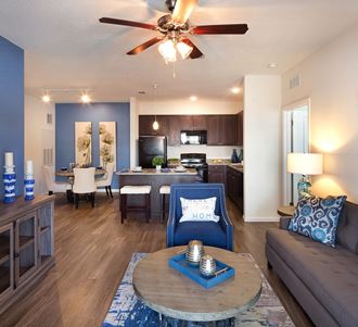 The Oaks at Southlake Commons Luxury Apartments