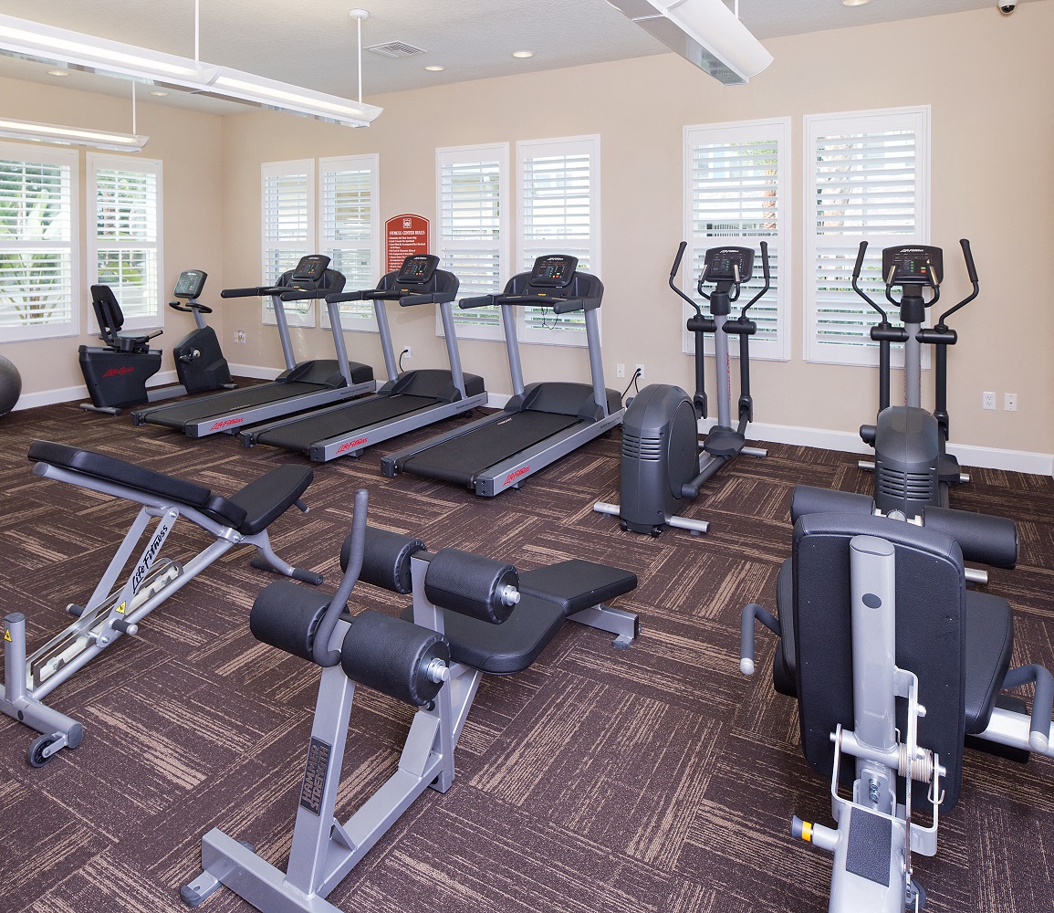 The Oaks at Southlake Commons Luxury Apartments