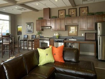clubhouse l Tressa Apartments in Seattle WA - Photo Gallery 16