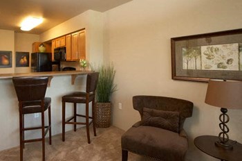 Kitchen l Tressa Apartments in Seattle WA - Photo Gallery 4