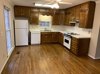 3700 Montclair Road 2 Beds Apartment for Rent - Photo Gallery 3