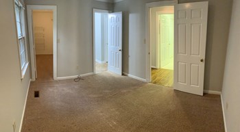 3700 Montclair Road 2 Beds Apartment for Rent - Photo Gallery 4