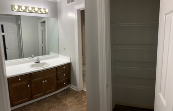 3700 Montclair Road 2 Beds Apartment for Rent - Photo Gallery 5