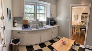 913 Oxmoor Road 1 Bed Apartment for Rent - Photo Gallery 5