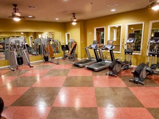 Fitness Room l The Villas at Villaggio Apartments in Modesto CA 