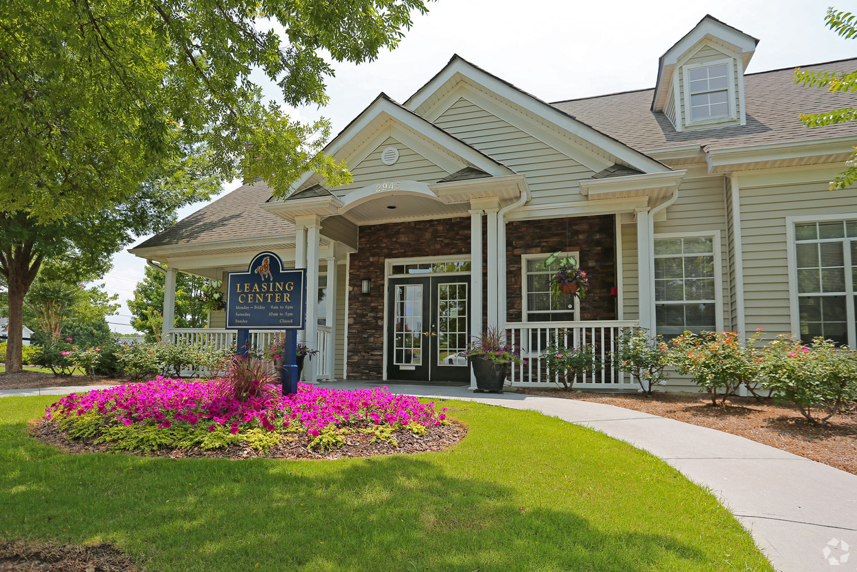 the building where the bed  breakfast is located