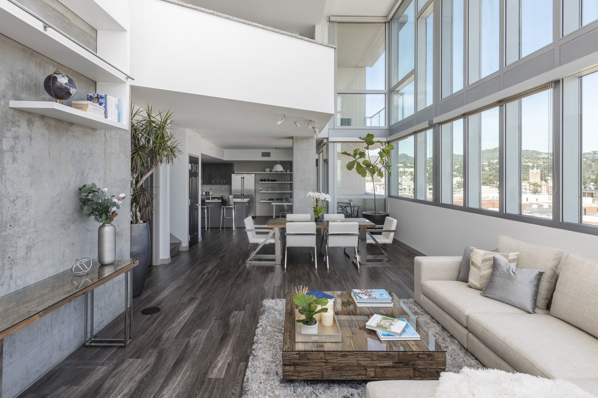 1600 VINE Los Angeles, CA Penthouse Living Room Area