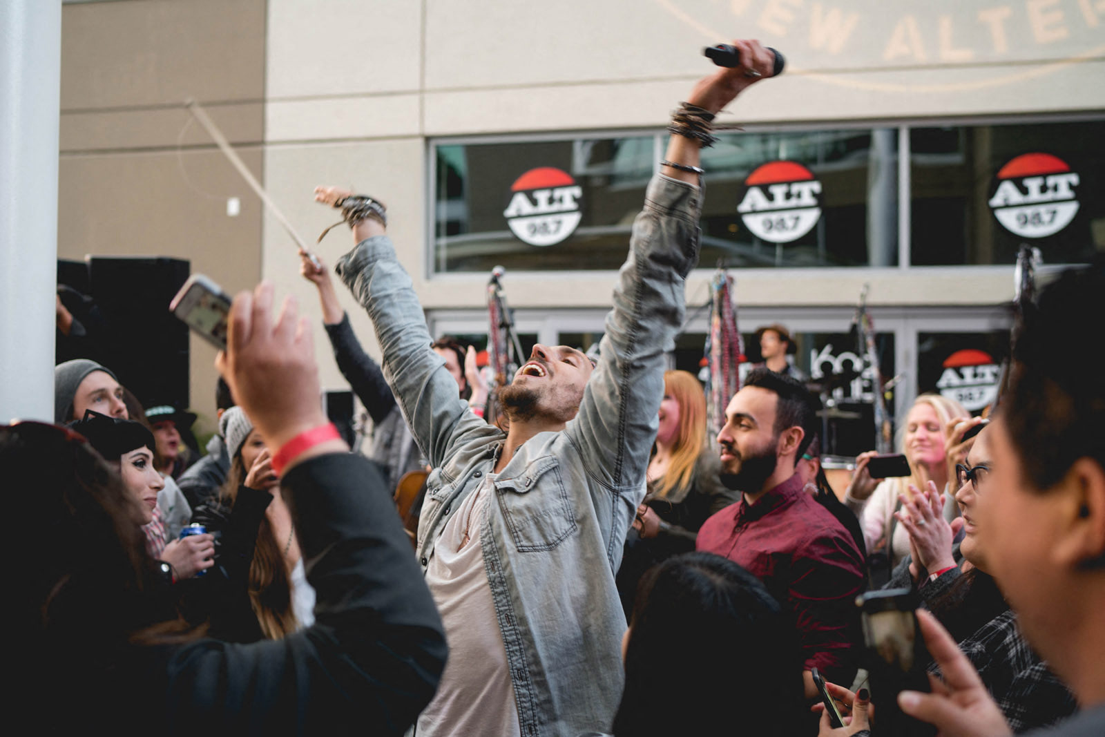 1600 VINE Los Angeles, CA Event Concert Series Magic Giant