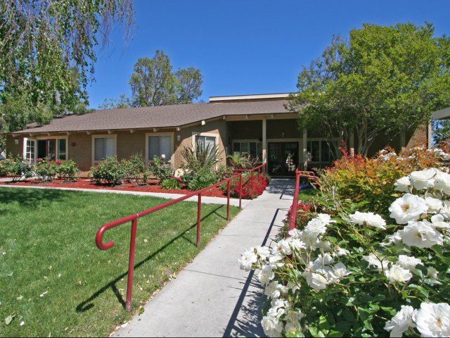 Monterra Ridge Apartments, 28085 Whites Canyon Road, Canyon Country, CA ...