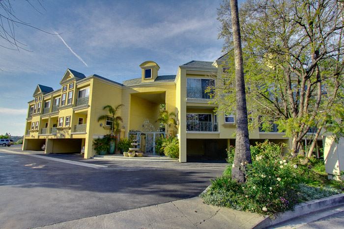 2301 Roscomare Rd 1-2 Beds Apartment, Townhouse for Rent - Photo Gallery