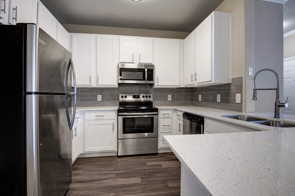 Stainless Steel Appliances | Apartments in Scottsdale (1172) | The Catherine Townhomes in Scottsdale