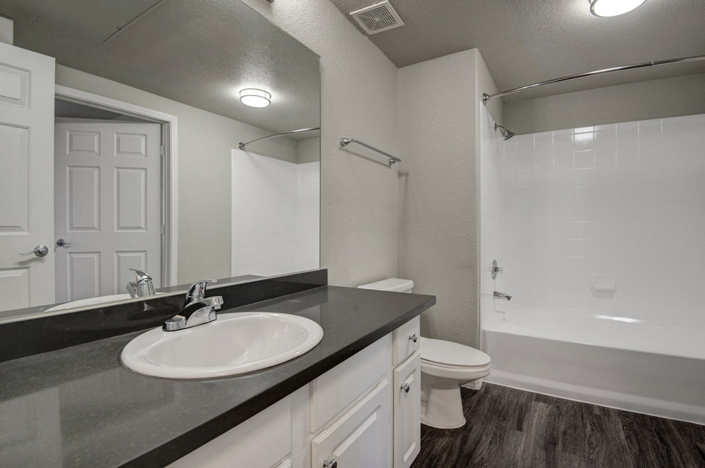 Sleek Bathroom | Townhomes in Scottsdale | The Catherine Townhomes at Scottsdale