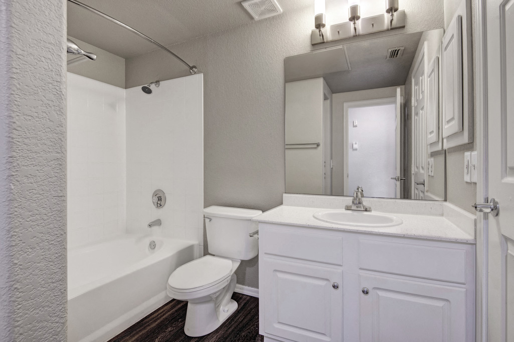 Bathroom | The Catherine Townhomes in Scottsdale