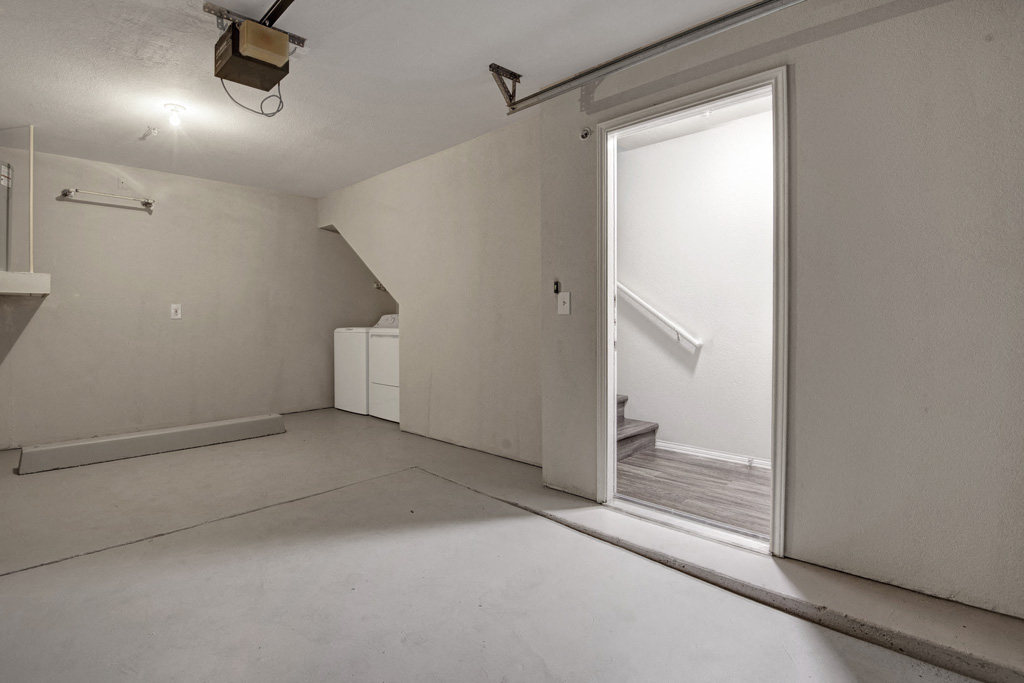 Garage | Apartments in Scottsdale | The Catherine