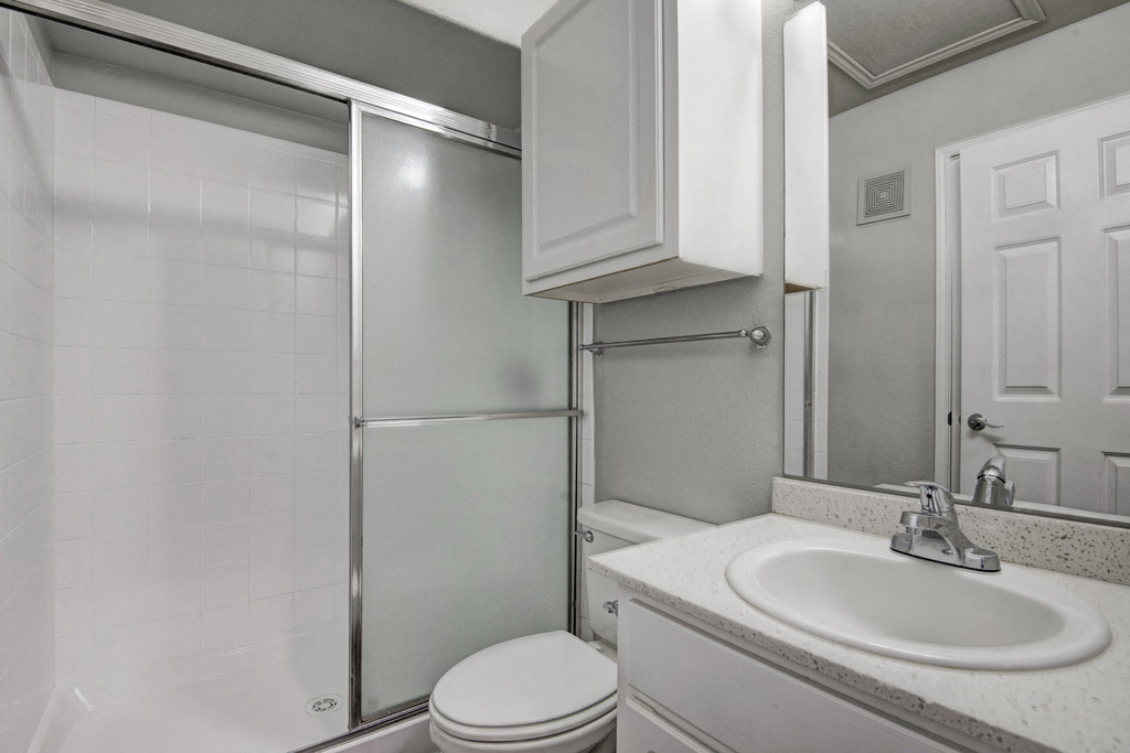 Bathroom | The Catherine Townhomes in Scottsdale