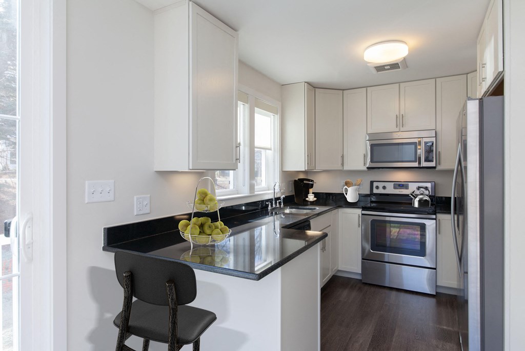 Granite Countertops in Kitchens at Linea Cambridge