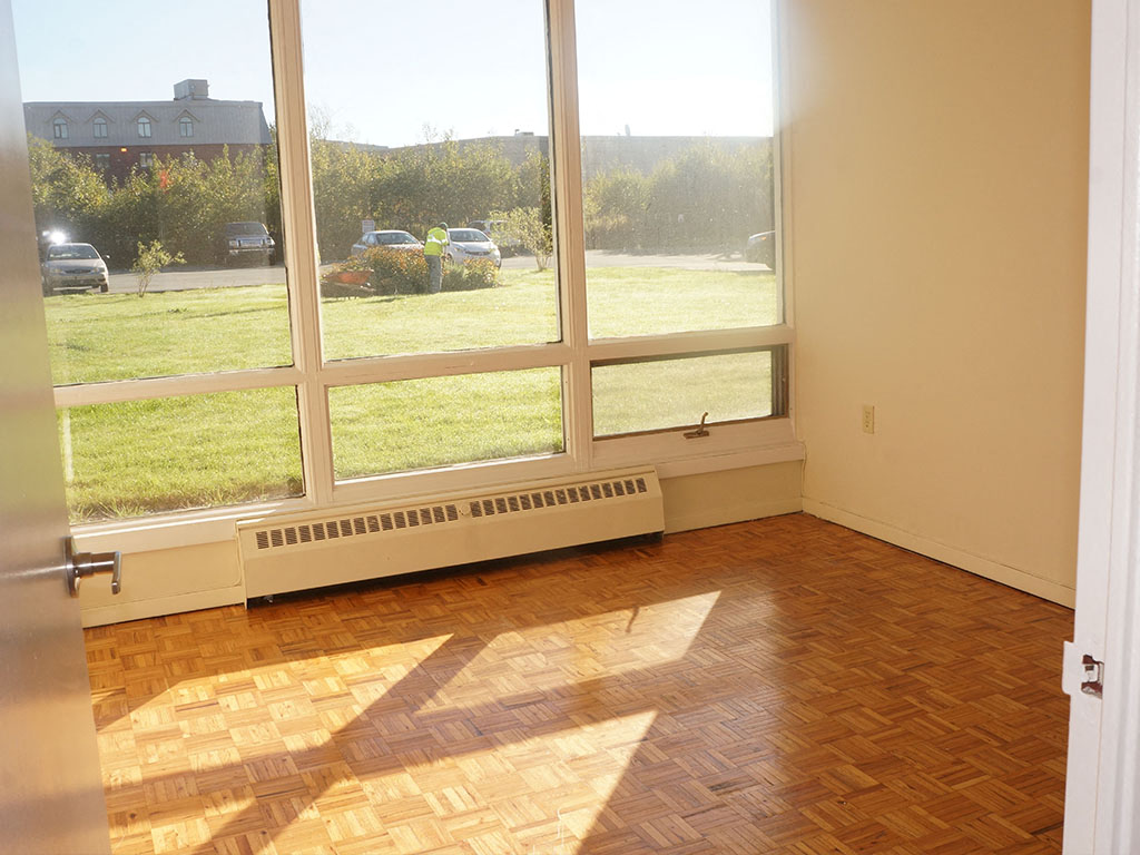 Bright and spacious bedroom