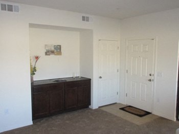 4425 West Rome Blvd 2 Beds Apartment for Rent - Photo Gallery 3