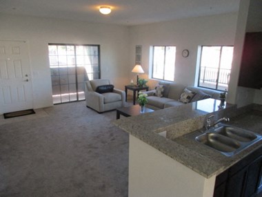 4425 West Rome Blvd 2 Beds Apartment for Rent