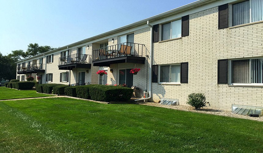 External Apartment View at Regents Court Apartments,Westland MI