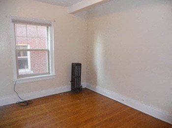 201 Elmwood Ave Studio-1 Bed Apartment for Rent - Photo Gallery 4