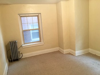 201 Elmwood Ave Studio-1 Bed Apartment for Rent - Photo Gallery 5