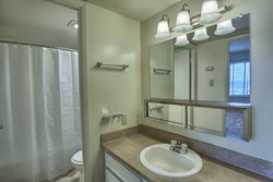 Berkshire Tower Apartments 777 Court Street Reading Pa Café