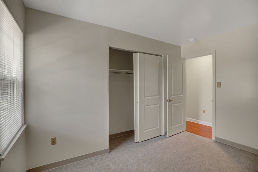 Apartments in Altoona in Altoona PA Apartments in Altoona | Cherry Grove Apartments in Altoona PA | PMI - Photo Gallery