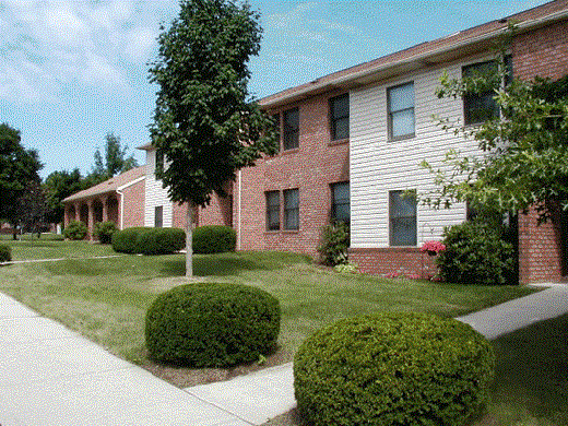 Apartments For Rent at Hamilton Park Apartments - Landscaping Apartments For Rent in Chambersburg, PA | Hamilton Park Apartments | Property Management, Inc.