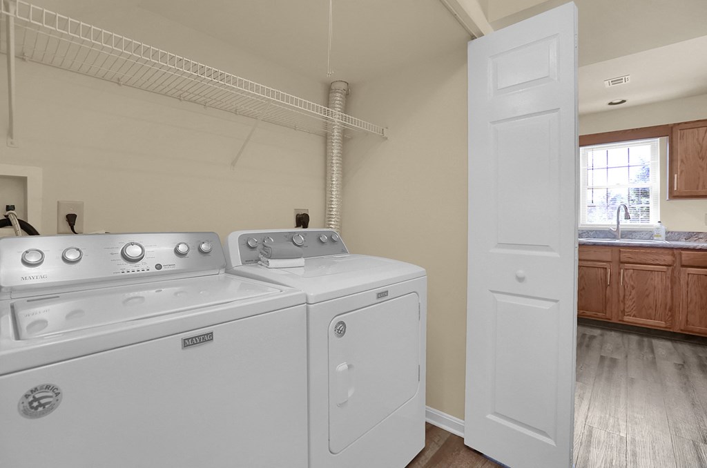 Washer and Dryer in Apartment | Rockledge Townhomes in Mechanicsburg | PMI |