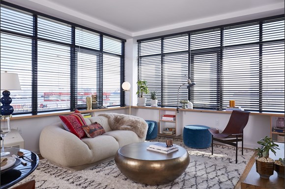 Staten Island Urby Apartments 7 And 8 Navy Pier Court Staten Island Photo Gallery 1