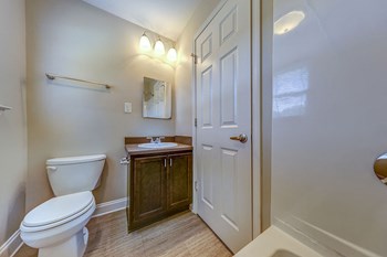 Bathroom - Photo Gallery 12