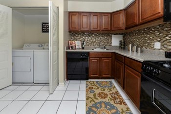 7901 Henry Ave Studio-4 Beds Apartment for Rent - Photo Gallery 4