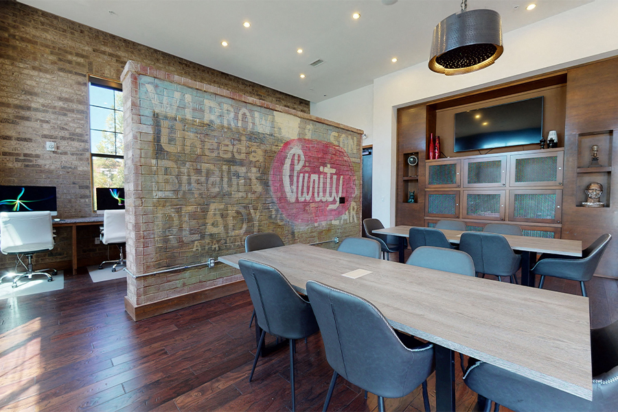 Brentwood apartments near Williamson Medical Center - Cadence Cool Springs Wifi business center