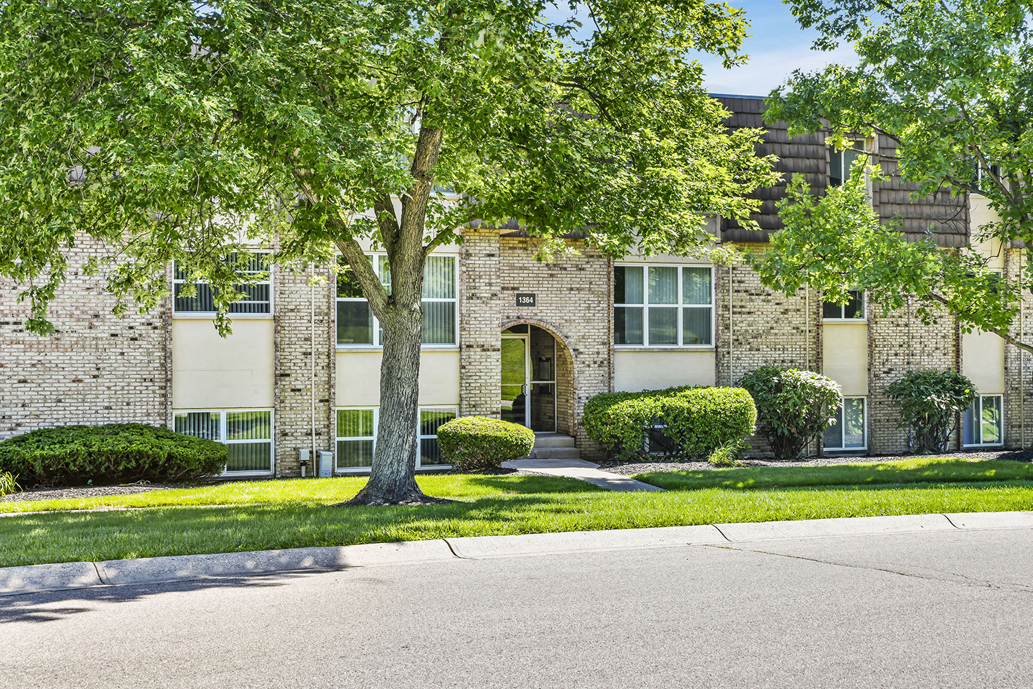 Hamilton, OH Apartments Carriage Hill Apartment Homes Photos