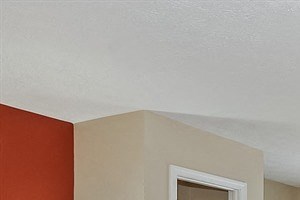 Private Entrances in Select Units, at Suncrest Apartment Homes, 1135 Suncrest Circle, Indianapolis