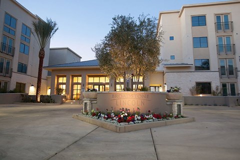 The Lincoln Scottsdale