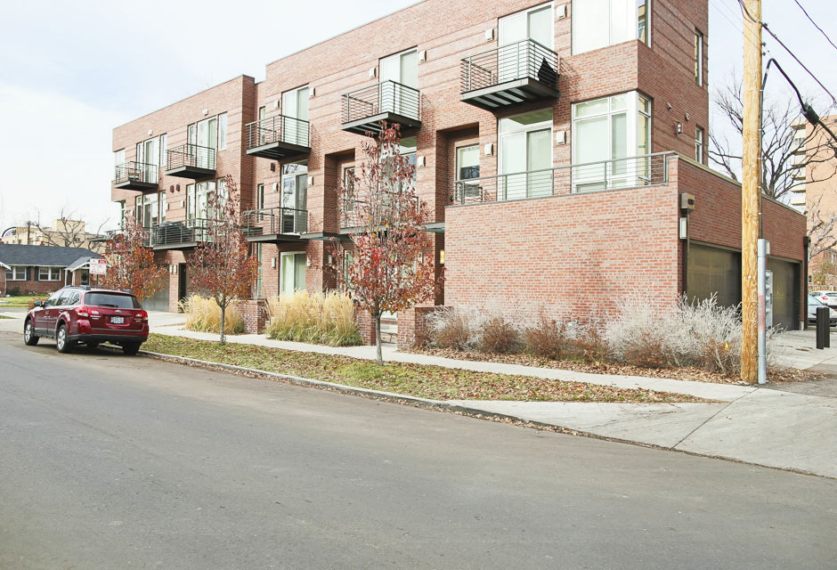 Ellsworth Townhouses in Denver, CO