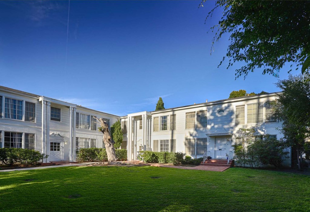 the building in which the apartment is located