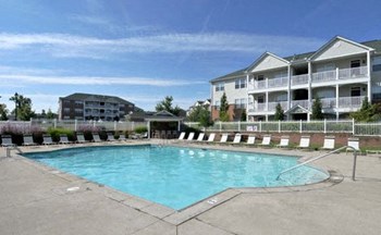1700 Aspen Pines Drive 1-3 Beds Apartment, Townhouse for Rent - Photo Gallery 3