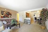 Four Seasons Apartments